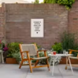 droom-beige Tuinposter op houten frame 2 cm dik klein -sfeer3