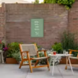 Grill - Groen - Zomer - Quote Tuinposter op houten frame 2 cm dik klein -sfeer3