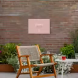 Mama's Tuin met Hart Tuinposter op houten frame 2 cm dik klein -sfeer3