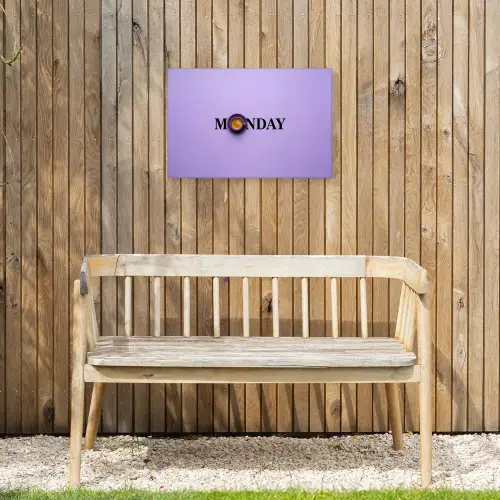 Maandag - Mok - Koffie - Paars Tuinposter op houten frame 2 cm dik klein -sfeer4