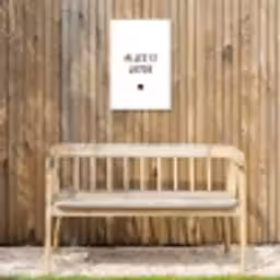 Spreuken - Alles is liefde - Quotes - Bløf Tuinposter op houten frame 2 cm dik klein -sfeer4