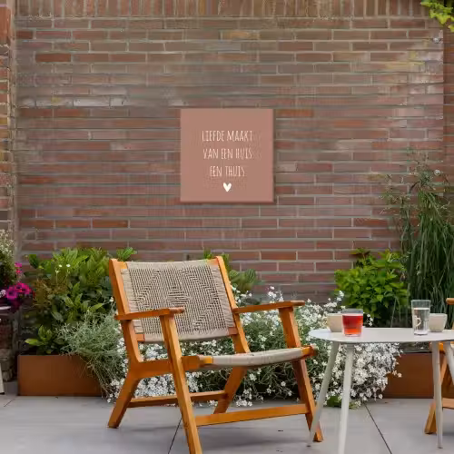 Spreuken - Liefde maakt van een huis een thuis - Quotes Tuinposter op houten frame 2 cm dik klein -sfeer3