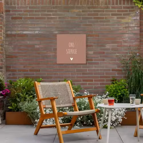 Spreuken - Ons stekkie - Quotes Tuinposter op houten frame 2 cm dik klein -sfeer3