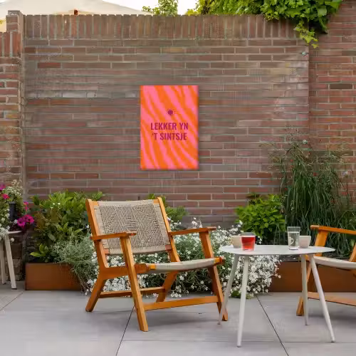 Quote - Zomer - Roze Tuinposter op houten frame 2 cm dik klein -sfeer3