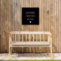 Quotes - Liefde maakt van een huis een thuis - Spreuken Tuinposter op houten frame 2 cm dik klein -sfeer4