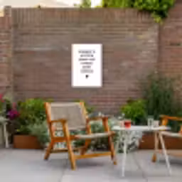 Quotes - Herinner je gisteren droom over morgen geniet vandaag - Spreuken Tuinposter op houten frame 2 cm dik klein -sfeer3