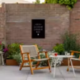 Quotes - Wat je allemaal met me doet - Spreuken Tuinposter op houten frame 2 cm dik klein -sfeer3