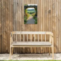 Doorkijk - Landschap - Natuur - Tuinboog - Bloemen Tuinposter op houten frame 2 cm dik klein -sfeer4