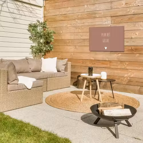 Pluk het geluk - Spreuken - Quotes Tuinposter op houten frame 2 cm dik klein -sfeer2