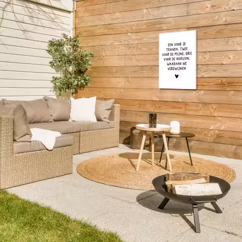 De horizon waaraan we verdwijnen - Quotes - Spreuken - Bløf Tuinposter op houten frame 2 cm dik klein -sfeer2