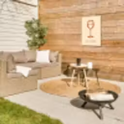 Wijn - Zomer - Quote - Oranje Tuinposter op houten frame 2 cm dik klein -sfeer2