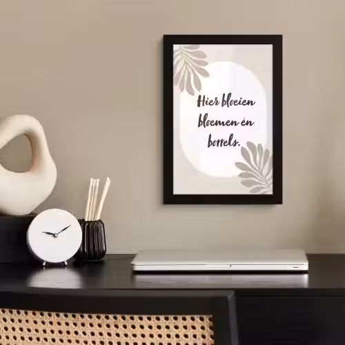 Bloemen - Quote - Zomer - Beige fotolijst zwart zonder passe partout klein -sfeer1