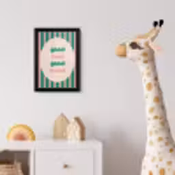 Gestreept - Quote - Ovaal - Roze fotolijst zwart zonder passe partout klein -usfeer4_kinderkamer