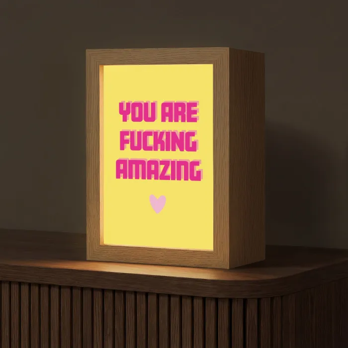 Geel - Valentijn - Tekst Light Box met kabel (Tafellamp) klein -z3d_website