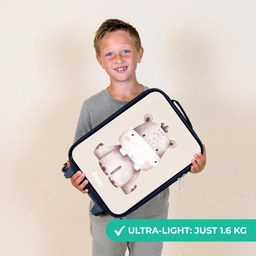 Nijlpaard op beige achtergrond illustratie Kinderkoffer - Zwart klein -sfeer4_UK
