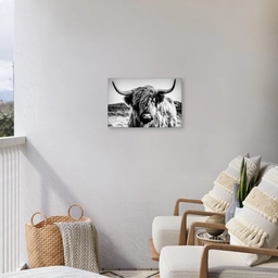 Schotse hooglander - Natuur - Koe - Zwart - Wit Tuinposter op houten frame 2 cm dik klein -sfeer1