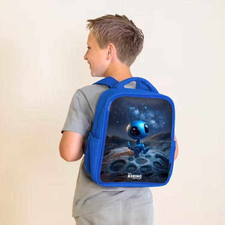 Kids' Backpacks Blue -. Blue alien creature under starry sky β 2