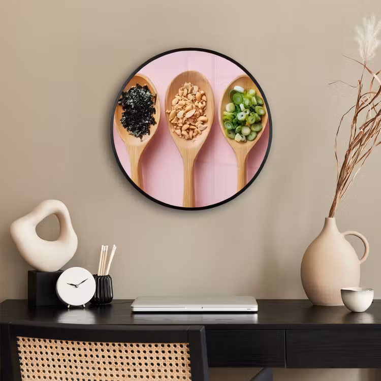 Photo Frame Round - Ingredients - Spoons - Wood - Pink — 2
