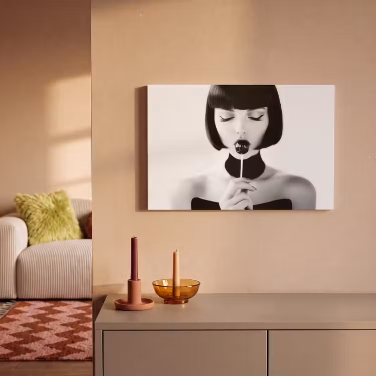 Canvas Print - Woman - Lolly - Black - White — 2