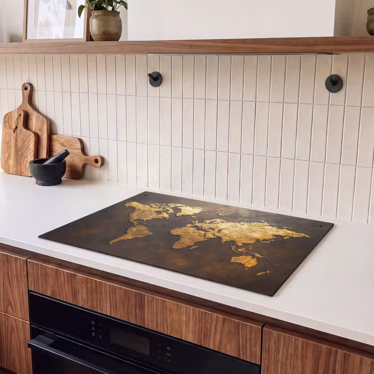 Induction Hob Cover & Splashback (2-in-1) - World map - Gold - Rust — 3