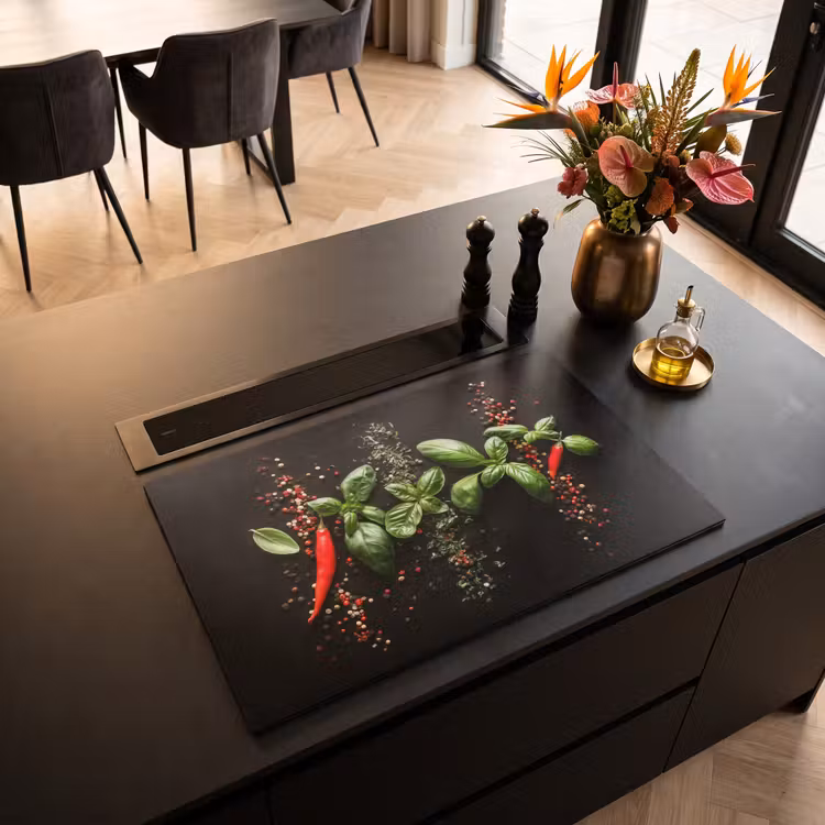 Induction Hob Cover - Chilies - Basil - Leaves - Red — 2