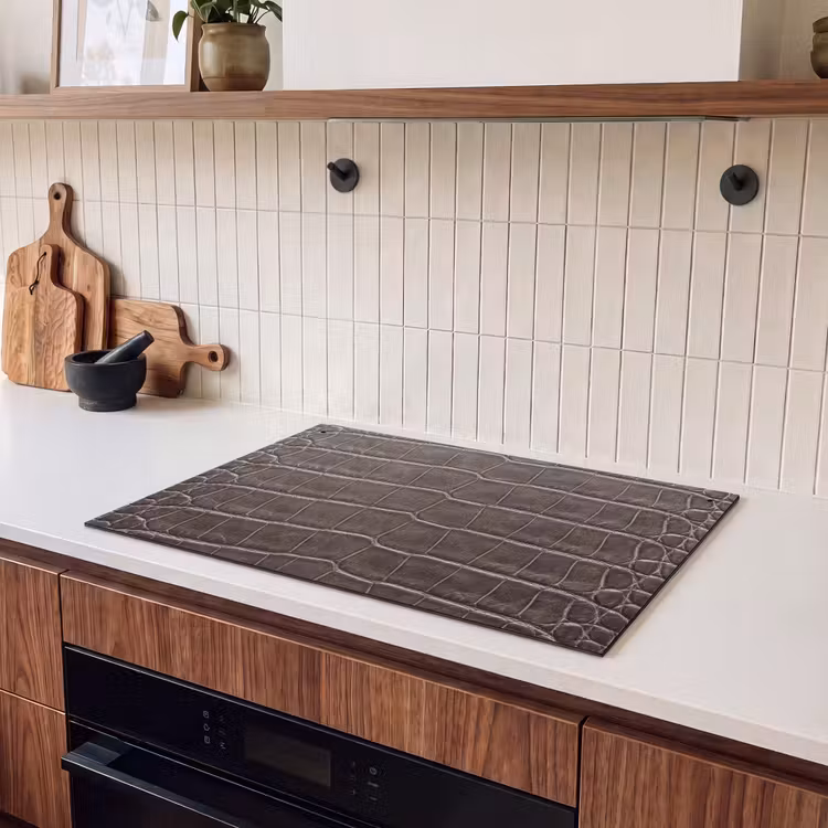Induction Hob Cover & Splashback (2-in-1) - Leather - Crocodile - Matte — 3